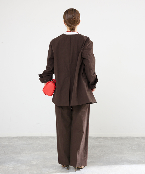 IENA(イエナ)の「《一部カラー店舗限定》ウォッシャブルコットンサブレイージースラックス(スラックス・レディース・ブラウン/ブラック・38/36)」の3枚目の写真