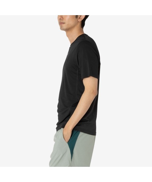Reebok(リーボック)の「ラン Tシャツ / ID RUN T-SHIRT(Tシャツ/カットソー・メンズ・ホワイト/ブラック/ブルー・X-LARGE/SMALL/MEDIUM/LARGE)」の9枚目の写真
