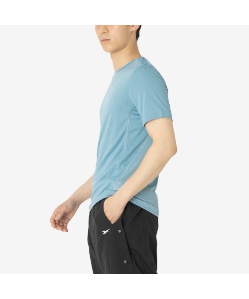 Reebok(リーボック)の「ラン Tシャツ / ID RUN T-SHIRT(Tシャツ/カットソー・メンズ・ホワイト/ブラック/ブルー・X-LARGE/SMALL/MEDIUM/LARGE)」の17枚目の写真