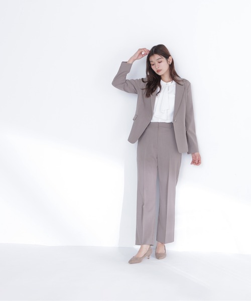 NATURAL BEAUTY BASIC（ナチュラルビューティーベーシック）の「サマードライタッチ SETUP テーラードジャケット（テーラードジャケット・レディース・チャコールグレー/ベージュ/ブラウン・MEDIUM/SMALL）」の6枚目の写真