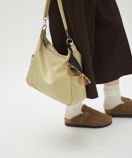 full/fill.(フルフィル)の「side pocket two handle bag / サイドポケット2ハンドルバッグ(ショルダーバッグ・レディース・ブラック/グリーン・FREE)」の12枚目の写真