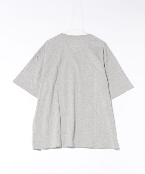 REEF(リーフ)の「REEF メンズ SUMMER MIX ART T Tシャツ 【2026年夏モデル】(Tシャツ/カットソー・メンズ・ブラック/グレー/ホワイト系その他/ブルー系その他/ホワイト系その他2・SMALL/LARGE/X-LARGE/MEDIUM)」の9枚目の写真