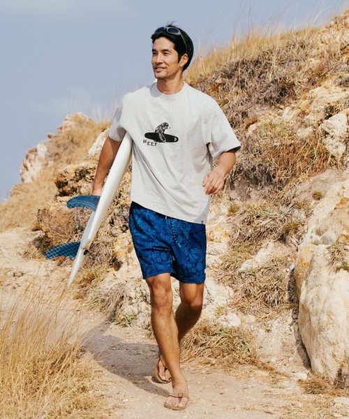 REEF(リーフ)の「REEF メンズ SUMMER MIX ART T Tシャツ 【2026年夏モデル】/リーフ半袖Tシャツ(Tシャツ/カットソー・メンズ・ブラック/グレー/ホワイト系その他/ブルー系その他/ホワイト系その他2・SMALL/LARGE/X-LARGE/MEDIUM)」の4枚目の写真