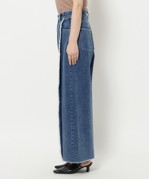 mysty woman(ミスティウーマン)の「フリルデザインデニムパンツ 826865(デニムパンツ・レディース・インディゴブルー/ライトブルー・SMALL/MEDIUM)」の9枚目の写真