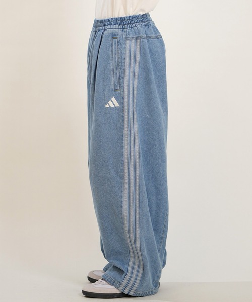 adidas(アディダス)の「adidas/アディダス ロングパンツ デニム トラックパンツ Gパン スタジアム オーバーサイズフィット デニム フルレングス オープンヘム トラックパンツ セットアップ対応 M1919(デニムパンツ・メンズ・ライトインディゴブルー/ブラック・M/L/XL)」の18枚目の写真