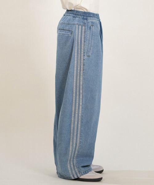adidas(アディダス)の「adidas/アディダス ロングパンツ デニム トラックパンツ Gパン スタジアム オーバーサイズフィット デニム フルレングス オープンヘム トラックパンツ セットアップ対応 M1919(デニムパンツ・メンズ・ライトインディゴブルー/ブラック・M/L/XL)」の20枚目の写真
