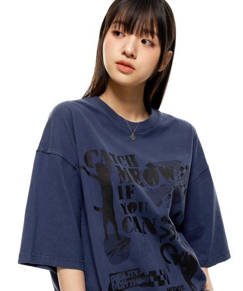 MOZMOZ(モズモズ)の「ピグメントダンシングキャット オーバーサイズ 半袖Tシャツ ブルー(Tシャツ/カットソー・レディース・その他・M/XL/XXL)」の2枚目の写真