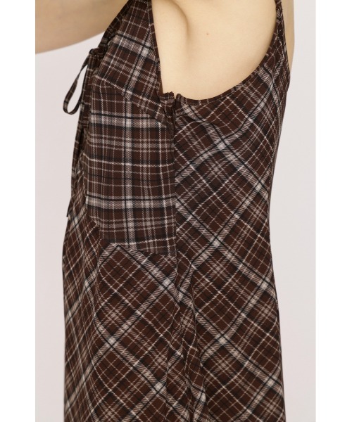SLY(スライ)の「HANDKERCHIEF HEM CAMI DRESS ハンカチーフヘムキャミドレス 春服 夏服(ワンピース・レディース・ブラウン系その他2/ネイビー系/ブラック系その他2・FREE)」の19枚目の写真
