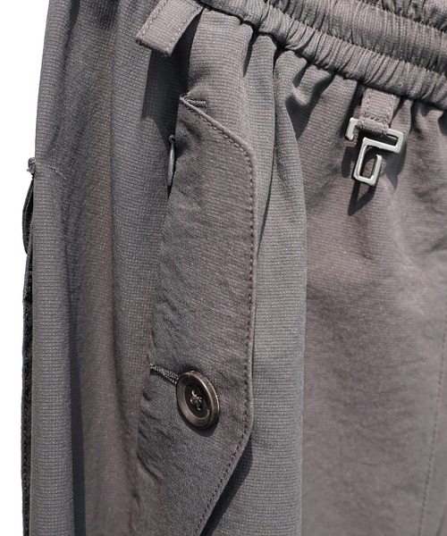 TROVE(トローヴ)の「TROVE / COOL DOTS PLAY PANTS(カーゴパンツ・メンズ・グレー/ブラック・1/3)」の8枚目の写真