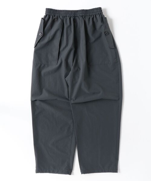 TROVE(トローヴ)の「TROVE / COOL DOTS PLAY PANTS(カーゴパンツ・メンズ・グレー/ブラック・1/3)」の4枚目の写真
