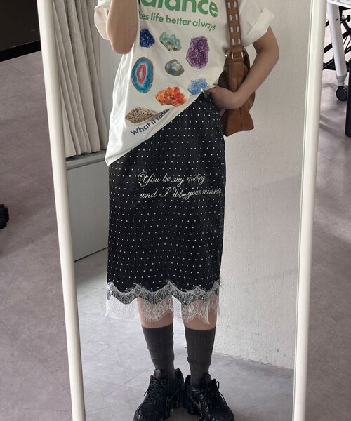CIAOPANIC(チャオパニック)の「ドット柄サテン刺繍Iラインスカート(スカート・レディース・ブラック/ホワイト/ブルー・ONE SIZE)」の22枚目の写真