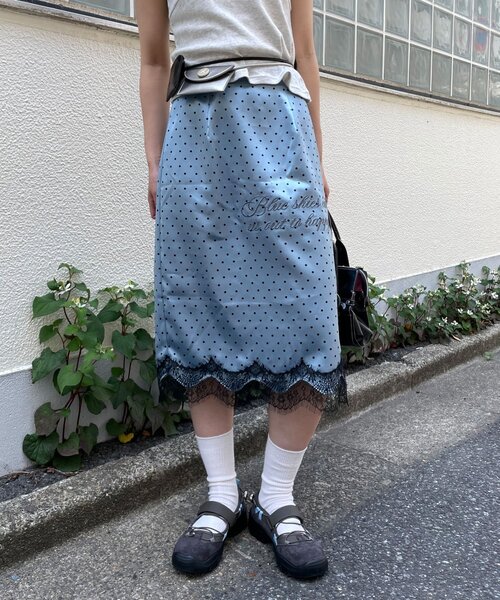 CIAOPANIC(チャオパニック)の「ドット柄サテン刺繍Iラインスカート(スカート・レディース・ブラック/ホワイト/ブルー・ONE SIZE)」の12枚目の写真