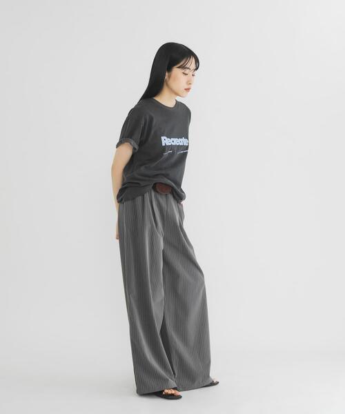 KBF(ケイビーエフ)の「ロゴプリントTEE(Tシャツ/カットソー・レディース・アイボリー/オフホワイト/チャコールグレー・ONE)」の16枚目の写真
