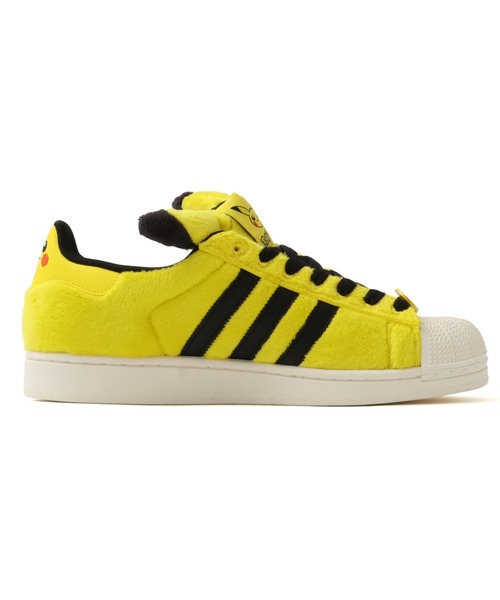 adidas(アディダス)の「adidas POKEMON SUPERSTAR II / アディダス ポケモン スーパースター II(スニーカー・メンズ・イエロー・24.5cm/24.0cm/23.5cm/23.0cm/29.0cm/28.5cm/28.0cm/27.5cm/27.0cm/26.5cm/26.0cm/25.5cm/25.0cm)」の2枚目の写真