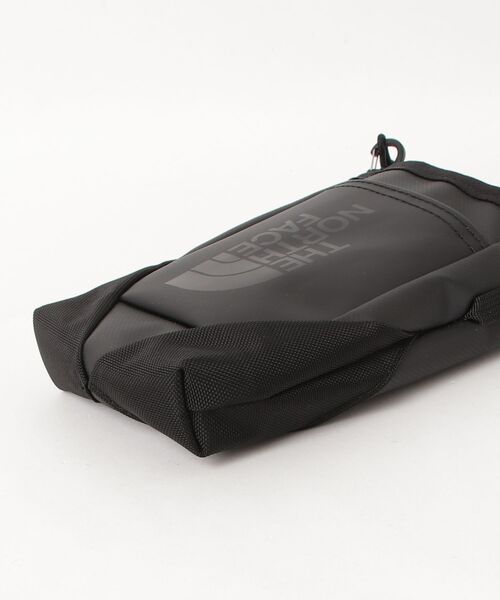 THE NORTH FACE（ザノースフェイス）の「ザ ノース フェイス THE NORTH FACE BC NECK POUCH BC ネックポーチ（ショルダーバッグ・レディース・その他・ONE SIZE）」の3枚目の写真