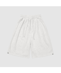 And Again（アンドアゲイン）の「ピンタックスナップバミューダスウェットパンツ（その他パンツ）」
