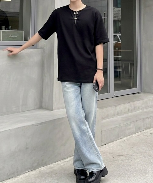 Otte（オッテ）の「フロントホックスリットネックトップス（Tシャツ/カットソー・メンズ・ブラック/グレー・X-LARGE/LARGE/MEDIUM）」の7枚目の写真