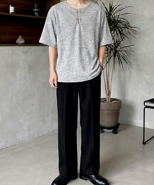 Otte（オッテ）の「フロントホックスリットネックトップス（Tシャツ/カットソー・メンズ・ブラック/グレー・X-LARGE/LARGE/MEDIUM）」の12枚目の写真