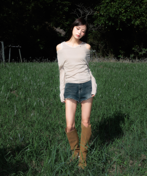 ROSEFRANTZ（ロゼフランツ）の「Layered Shirring Long Sleeve [Beige]（Tシャツ/カットソー・レディース・Beige・OS）」の9枚目の写真