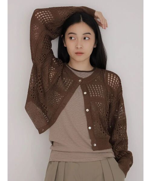 FIKA.(フィーカ)の「Crochet knit cardigan(カーディガン/ボレロ・レディース・ブラウン/アイボリー/ブラック・MEDIUM)」の3枚目の写真