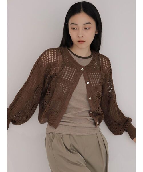 FIKA.(フィーカ)の「Crochet knit cardigan(カーディガン/ボレロ・レディース・ブラウン/アイボリー/ブラック・MEDIUM)」の14枚目の写真