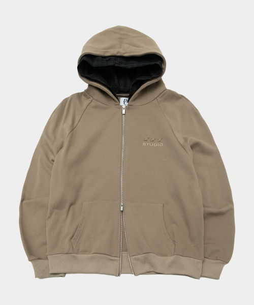 PLACESTUDIOMAN(プレイススタジオメンズ)の「チェックレイヤードスターパッチソフトベーシックフードジップアップジャケット_2COLOR(パーカー・メンズ・ベージュ/チャコール・FREE)」の3枚目の写真