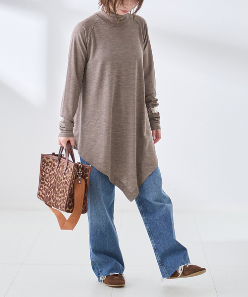 Uhr(ウーア)の「Uhr/ウーア Wool Asymmetry Turtleneck Long Tee タートルネックロングT(ニット/セーター・レディース・チャコールグレー/ベージュ/アイボリー・FREE)」の21枚目の写真