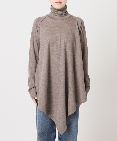 Uhr(ウーア)の「Uhr/ウーア Wool Asymmetry Turtleneck Long Tee タートルネックロングT(ニット/セーター・レディース・チャコールグレー/ベージュ/アイボリー・FREE)」の11枚目の写真