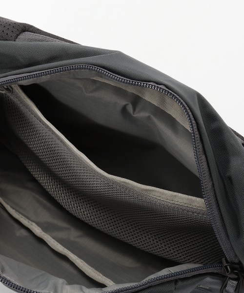 THE NORTH FACE（ザノースフェイス）の「《追加2》THE NORTH FACE/ノースフェイス Orion NM72355（ボディバッグ/ウエストポーチ・レディース・ライトグレー/ブラウン・FREE）」の13枚目の写真