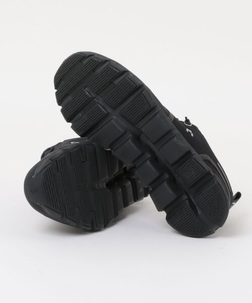 On（オン）の「【On】3WF10051043 Cloud 6 WP（スニーカー・レディース・ブラック・23/24/25/24.5/23.5）」の4枚目の写真