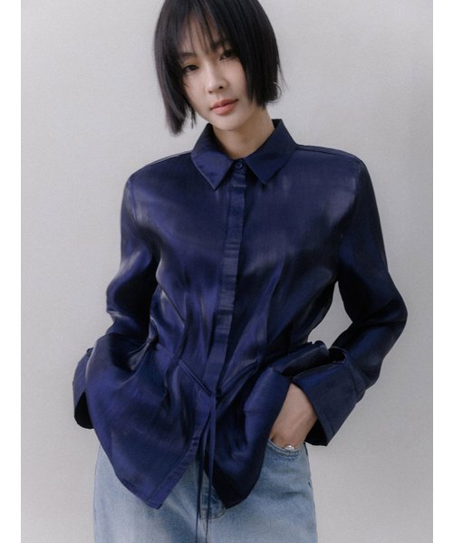 MEMUA（メムア）の「サンドグロッシーストラップブラウス（ベージュ）（シャツ/ブラウス・レディース・ネイビー/ベージュ・FREE）」の5枚目の写真