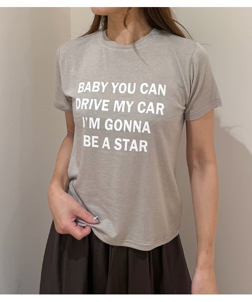 Desert Rose(デザートローズ)の「【MoNiLE/モニーレ】レーヨンサマーウールロゴTシャツ(Tシャツ/カットソー・レディース・ベージュ・FREE)」の1枚目の写真