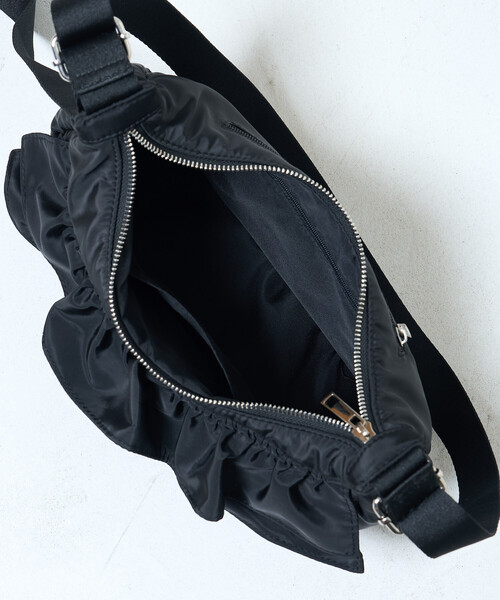 OUTDOOR PRODUCTS（アウトドアプロダクツ）の「OUTDOOR PRODUCTS × FREAK'S STORE/アウトドアプロダクツ 2WAY ナイロンフリルショルダーバッグ（ショルダーバッグ・レディース・オフホワイト/ブラック・ONE SIZE）」の22枚目の写真