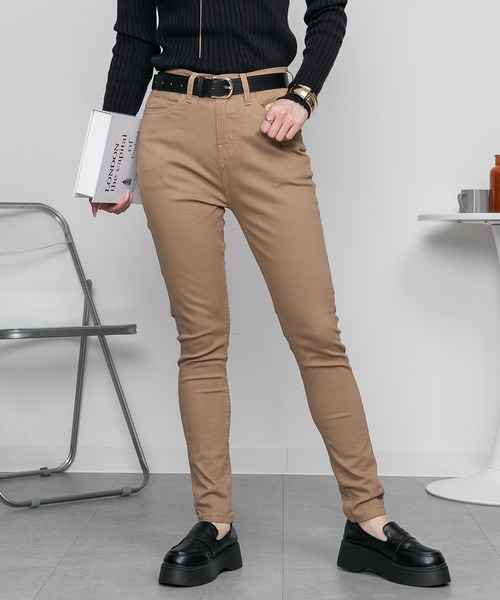 ElegChic(エレグシック)の「美脚スキニーパンツ(その他パンツ・レディース・ブルー系その他2/ネイビー系/カーキ/ホワイト系その他/チャコールグレー/ブルー系その他/ブラック/ベージュ系その他/ブルー/カーキ系/グレー系その他/ダークネイビー/ホワイト系その他2/ベージュ/ライトブルー/ネイビー系1/ブラック系その他/ネイビー・L/M/XXL/XL/4L)」の9枚目の写真