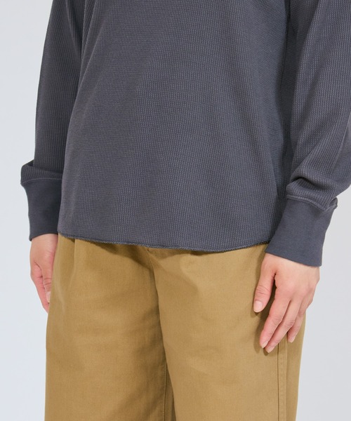 HANES（ヘインズ）の「【Hanes/ヘインズ】レディース Thermal for HER ロングスリーブTシャツ（Tシャツ/カットソー・レディース・オフホワイト/レッド/グレー系・LARGE/MEDIUM）」の17枚目の写真