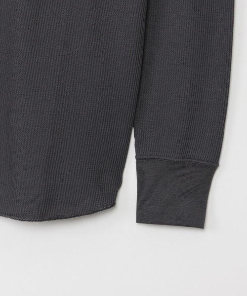 HANES（ヘインズ）の「【Hanes/ヘインズ】レディース Thermal for HER ロングスリーブTシャツ（Tシャツ/カットソー・レディース・オフホワイト/レッド/グレー系・LARGE/MEDIUM）」の22枚目の写真