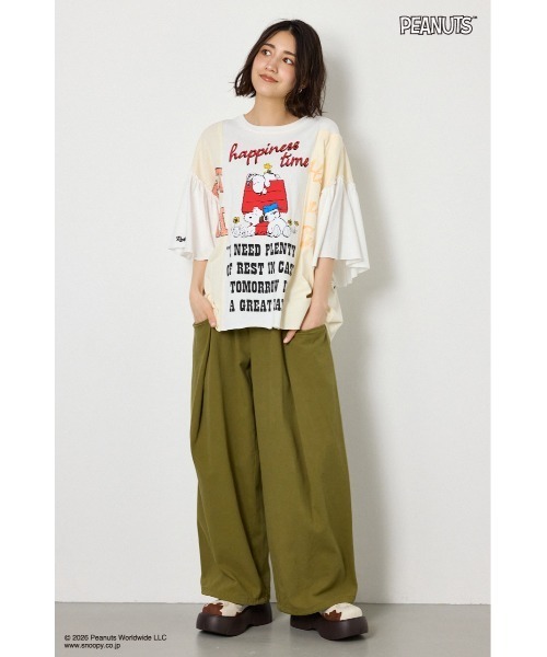 RODEO CROWNS WIDE BOWL(ロデオクラウンズワイドボウル)の「(PEANUTS)カスタムドッキングTシャツ(Tシャツ/カットソー・レディース・ブラック/オフホワイト/カーキ・FREE)」の16枚目の写真