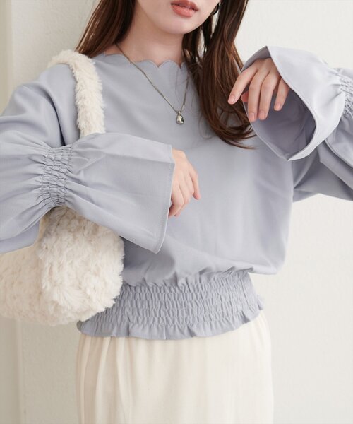 natural couture(ナチュラルクチュール)の「2WAYスカラップブラウス(シャツ/ブラウス・レディース・その他2/グレイッシュベージュ/サックスブルー/ブラウン/その他1/ブラック/アイボリー/ボルドー・FREE)」の5枚目の写真