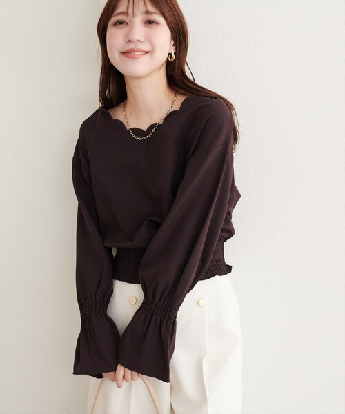 natural couture(ナチュラルクチュール)の「2WAYスカラップブラウス(シャツ/ブラウス・レディース・その他2/グレイッシュベージュ/サックスブルー/ブラウン/その他1/ブラック/アイボリー/ボルドー・FREE)」の12枚目の写真