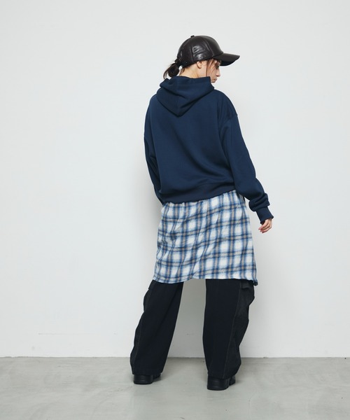 DAZE(デイズ)の「チェックシャツレイヤード風 ワイド デニムパンツ(デニムパンツ・メンズ・ブラック系・SMALL/MEDIUM/LARGE/X-LARGE)」の17枚目の写真