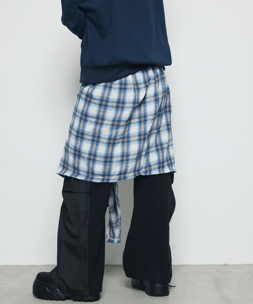 DAZE(デイズ)の「チェックシャツレイヤード風 ワイド デニムパンツ(デニムパンツ・メンズ・ブラック系・SMALL/MEDIUM/LARGE/X-LARGE)」の18枚目の写真