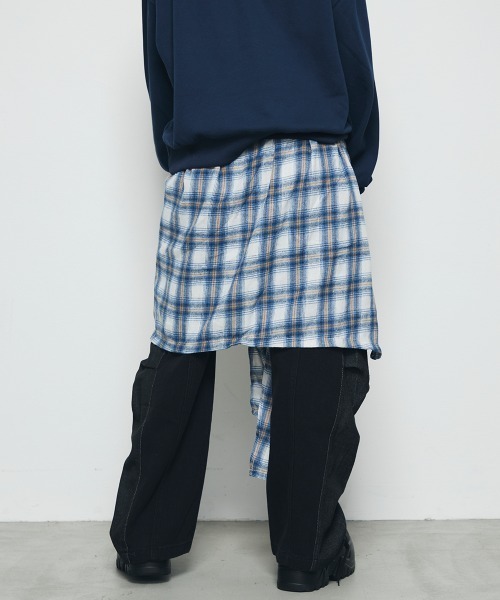 DAZE(デイズ)の「チェックシャツレイヤード風 ワイド デニムパンツ(デニムパンツ・メンズ・ブラック系・SMALL/MEDIUM/LARGE/X-LARGE)」の19枚目の写真