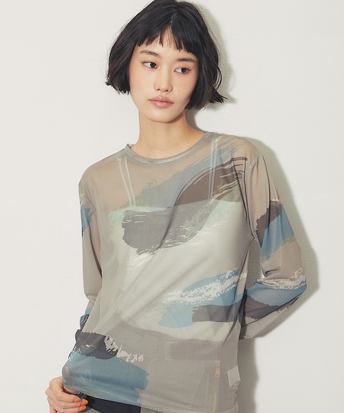 ANOTHER S（アナザーエス）の「ペイント総柄シアークルーネックプルオーバー（Tシャツ/カットソー・レディース・グレー/ブラック/アイボリー・FREE）」の4枚目の写真