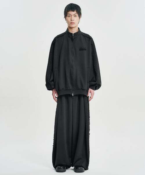 AJOBYAJO（アジョバイアジョ）の「Multi Lace Trim Raglan Track Jacket [BLACK]（ナイロンジャケット・レディース・その他・MEDIUM/LARGE/X-LARGE）」の7枚目の写真