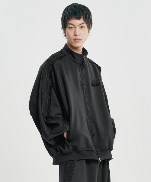 AJOBYAJO（アジョバイアジョ）の「Multi Lace Trim Raglan Track Jacket [BLACK]（ナイロンジャケット・レディース・その他・MEDIUM/LARGE/X-LARGE）」の10枚目の写真