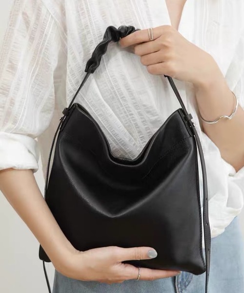 ampm(エーエムピーエム)の「ショルダーバッグ ワンショルダーバッグ ホーボーバッグ ギャザーバッグ(ショルダーバッグ・レディース・ブラック・FREE)」の12枚目の写真