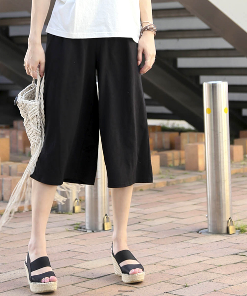 Denime（ドゥニーム）の「カットガウチョパンツ（その他パンツ・レディース・グレー/ネイビー/ブラック・FREE）」の2枚目の写真