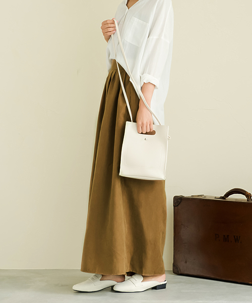 Re:EDIT（リエディ）の「ピーチスキンスカンツ/ガウチョ/ワイドパンツ[2016秋新作][リエディオリジナル][2016AW展示会][Re:EDIT/リエディ]（その他パンツ・レディース・ベージュ/オレンジ/キャメル/ブラック・LARGE/MEDIUM）」の3枚目の写真