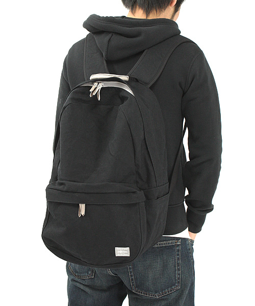 PORTER（ポーター）の「PORTER BEAT DAYPACK LARGE <B印 YOSHIDA SELECT>（バックパック/リュック・メンズ・ブラック/ベージュ/グリーン・ONE SIZE）」の11枚目の写真