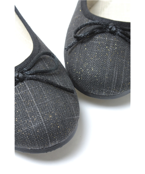 earth music&ecology（アースミュージックアンドエコロジー）の「RibbonFlat/Shoes（バレエシューズ・レディース・ブラック/レッド/アイボリー・SMALL/MEDIUM/LARGE/XS.P）」の8枚目の写真
